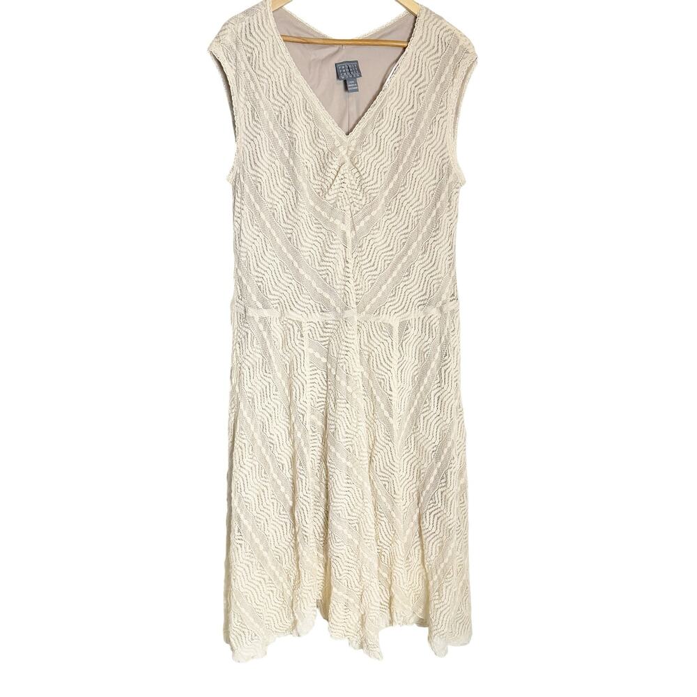 Rabbit Rabbit Rabbit Cream Beige Lace VNeck Knee Length Boho Dress Plus Size 16W